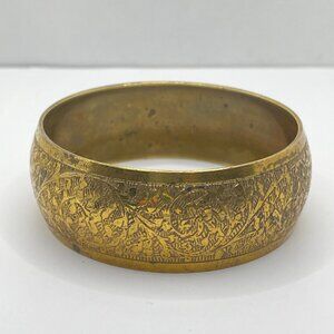 Vintage Unbranded Ornate Leaf Engraved Brass Bangle | Boho Maximalist‎